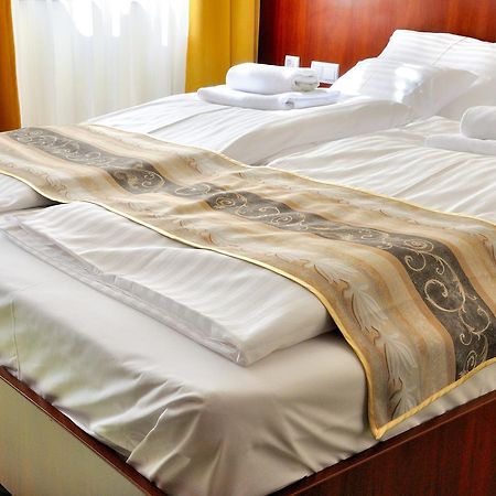 Partium Hotel Szeged Eksteriør billede